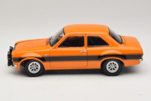 Ford Escort Mk1 RS1600 AVO Orange Avec Rayures Noires Minichamps 1:18 100688104 Métal — image 4 sur 8
