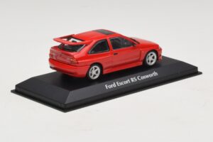 Ford Escort RS Cosworth Rouge Maxichamps 1:43 940082100 Diecast — image 2 sur 5