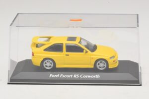 Ford Escort RS Cosworth Jaune Maxichamps 1:43 940082101 Métal — image 4 sur 5