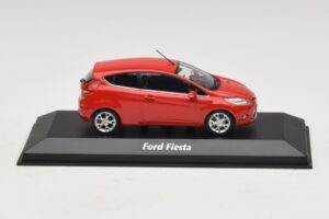 Ford Fiesta Mk7 Rouge Maxichamps 1:43 940088000 Diecast