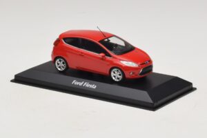 Ford Fiesta Mk7 Rouge Maxichamps 1:43 940088000 Diecast — image 3 sur 5