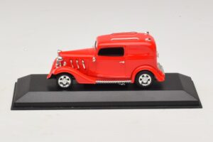 Ford Hot Rod Rouge Minichamps 1:43 400142264 Métal