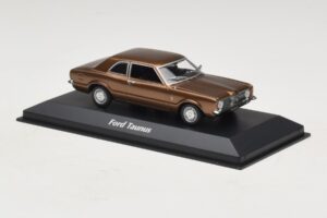 Ford Taunus TC Marron Métallisé Maxichamps 1:43 940081300 Diecast — image 3 sur 5
