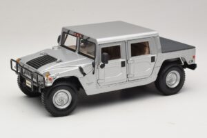 Hummer H1 Hardtop Argent Maisto 1:18 36857 Métal