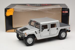 Hummer H1 Hardtop Argent Maisto 1:18 36857 Métal — image 8 sur 8