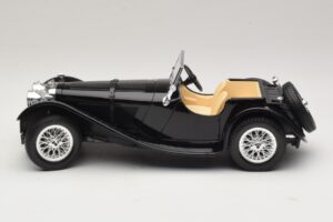 Jaguar SS100 Roadster Noir Bburago 1:18 3006-M3 Métal — image 3 sur 6