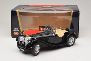 Jaguar SS100 Roadster Noir Bburago 1:18 3006-M3 Métal — image 6 sur 6