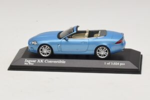 Jaguar XK X150 Cabriolet Bleu Clair Métallisé Minichamps 1:43 400130530 Métal
