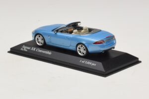 Jaguar XK X150 Cabriolet Bleu Clair Métallisé Minichamps 1:43 400130530 Métal — image 3 sur 5