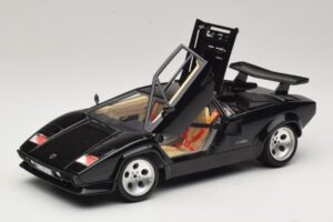 Lamborghini Countach 5000 Quattrovalvole Noir Bburago 1:18 3337 Métal — image 2 sur 8