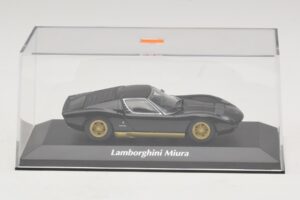 Lamborghini Miura P400 Noir Maxichamps 1:43 940103000 Métal — image 4 sur 5