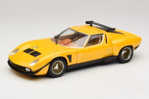 Lamborghini Miura SVR Jaune & Noir Kyosho 1:18 08319GY Métal
