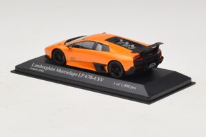 Lamborghini Murcielago LP670-4 SV Orange Métallisé Minichamps 1:43 400103942 Métal — image 3 sur 5