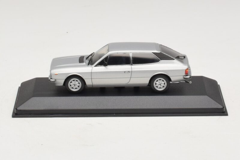 Lancia Beta HPE Argent Minichamps 1:43 400125711 Métal