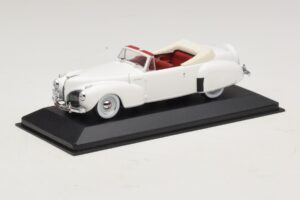 Lincoln Continental Cabriolet Blanc Minichamps 1:43 400082501 Métal — image 2 sur 5