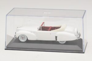 Lincoln Continental Cabriolet Blanc Minichamps 1:43 400082501 Métal — image 4 sur 5