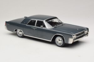 Lincoln Continental Gris Métallisé Marnie KK-Scale 1:18 KKDC181482 Métal — image 4 sur 6