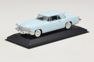 Lincoln Continental Mark II Bleu Clair Minichamps 1:43 400082304 Métal — image 2 sur 5