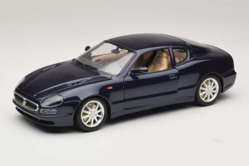 Maserati 3200 GT Bleu Bburago 1:18 3371-P1 Métal