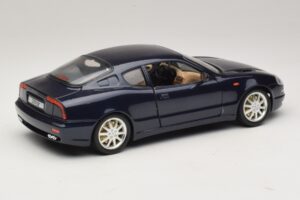 Maserati 3200 GT Bleu Bburago 1:18 3371-P1 Métal — image 3 sur 8