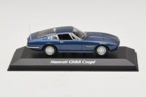 Maserati Ghibli Bleu Métallisé Maxichamps 1:43 940123321 Diecast
