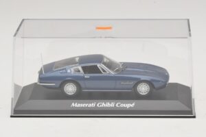 Maserati Ghibli Bleu Métallisé Maxichamps 1:43 940123321 Diecast — image 4 sur 5