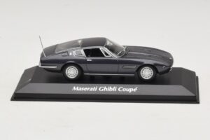 Maserati Ghibli Marron Métallisé Maxichamps 1:43 940123320 Diecast