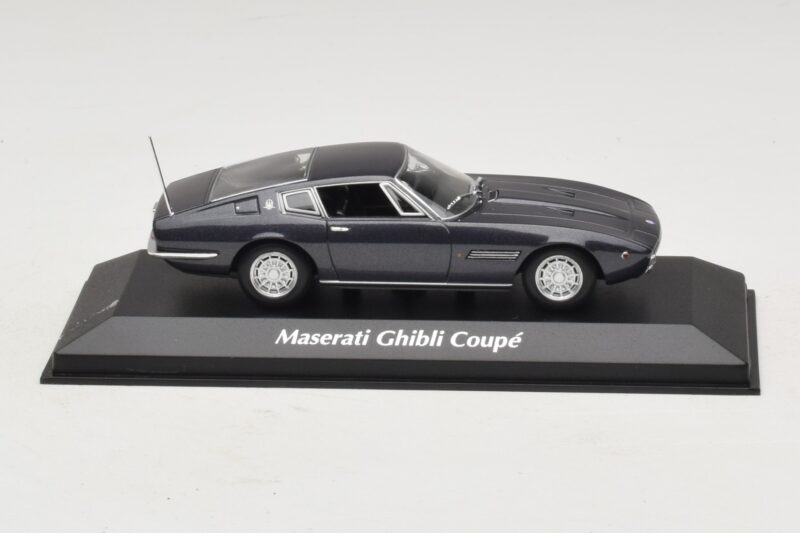 Maserati Ghibli Marron Métallisé Maxichamps 1:43 940123320 Diecast