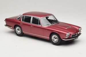 Maserati Quattroporte I Rouge Métallisé KK-Scale 1:18 KKDC181512 Métal — image 4 sur 6