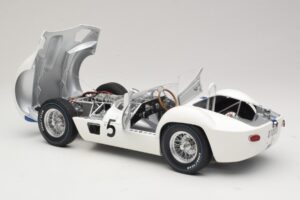 Maserati Tipo 61 #5 Camoradi S. Moss / D. Gurney 1000km Nurburgring Winner 1960 Minichamps 1:12 120601205 Métal — image 5 sur 8