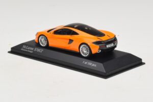 McLaren 570GT Orange Minichamps 1:43 537154521 Diecast — image 3 sur 5