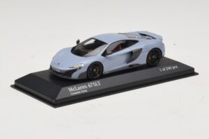 McLaren 675LT Ceramic Grey Minichamps 1:43 537154420 Diecast — image 2 sur 5