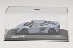 McLaren 675LT Ceramic Grey Minichamps 1:43 537154420 Diecast — image 4 sur 5
