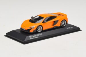 McLaren 675LT Orange Minichamps 1:43 537154421 Diecast — image 2 sur 5
