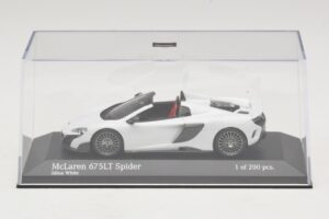 McLaren 675LT Spider Silica White Minichamps 1:43 537154432 Diecast — image 4 sur 5