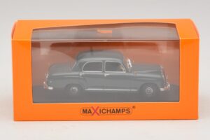 Mercedes 180 W120 Gris Maxichamps 1:43 940033100 Métal — image 5 sur 5