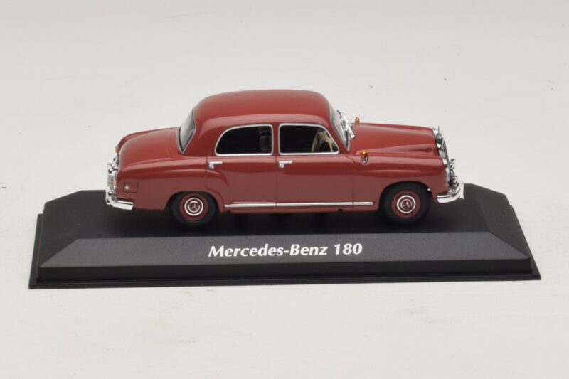 Mercedes 180 W120 Rouge Maxichamps 1:43 940033101 Diecast