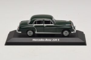 Mercedes 220 S W180 Vert Foncé Maxichamps 1:43 940033001 Diecast