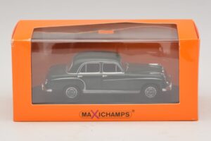 Mercedes 220 S W180 Vert Foncé Maxichamps 1:43 940033001 Diecast — image 5 sur 5