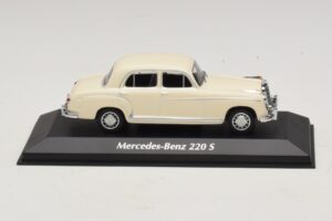 Mercedes 220 S W180 Blanc Maxichamps 1:43 940033000 Diecast