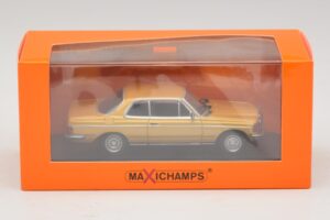 Mercedes 230 CE C123 Or Métallisé Maxichamps 1:43 940032220 Diecast — image 5 sur 5