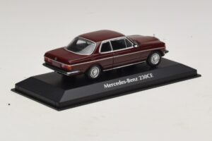 Mercedes 230 CE C123 Rouge Maxichamps 1:43 940032221 Diecast — image 2 sur 5