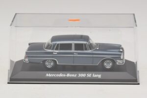 Mercedes 300 SE W112 Lang Bleu Métallisé Maxichamps 1:43 940035200 Métal — image 4 sur 5