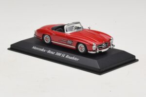 Mercedes 300 SL W198 Roadster Rouge Maxichamps 1:43 940039031 Diecast — image 3 sur 5