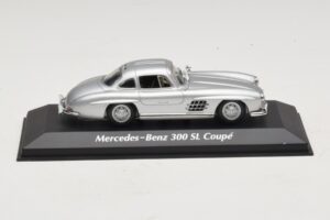 Mercedes 300 SL W198 Argent Maxichamps 1:43 940039000 Diecast