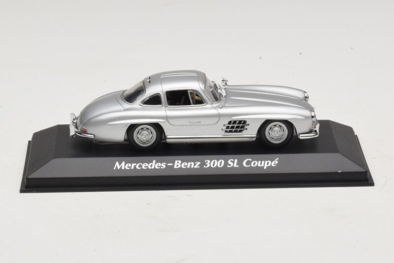 Mercedes 300 SL W198 Argent Maxichamps 1:43 940039000 Diecast