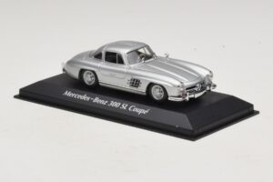 Mercedes 300 SL W198 Argent Maxichamps 1:43 940039000 Diecast — image 3 sur 5
