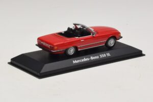 Mercedes 350 SL R107 Rouge Maxichamps 1:43 940033432 Diecast — image 2 sur 5