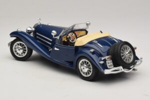 Mercedes 500K Roadster Bleu Bburago 1:20 3070 Métal — image 5 sur 8