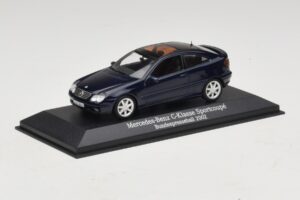 Mercedes C-Class Sportscoupe CL203 Blue Metallic Bundespressball Minichamps 1:43 MB010 Diecast — image 2 sur 5
